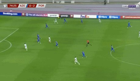 1631040306031060415.gif